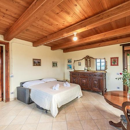 Villa Bricco Paglieri, Entire Villa Alba  Exteriör bild