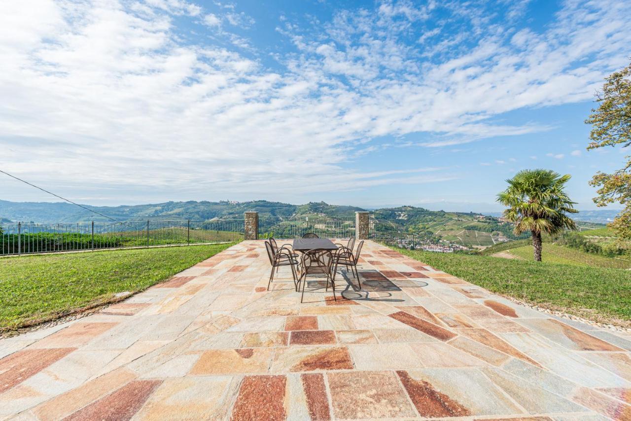 Villa Bricco Paglieri, Entire Villa Alba  Exteriör bild