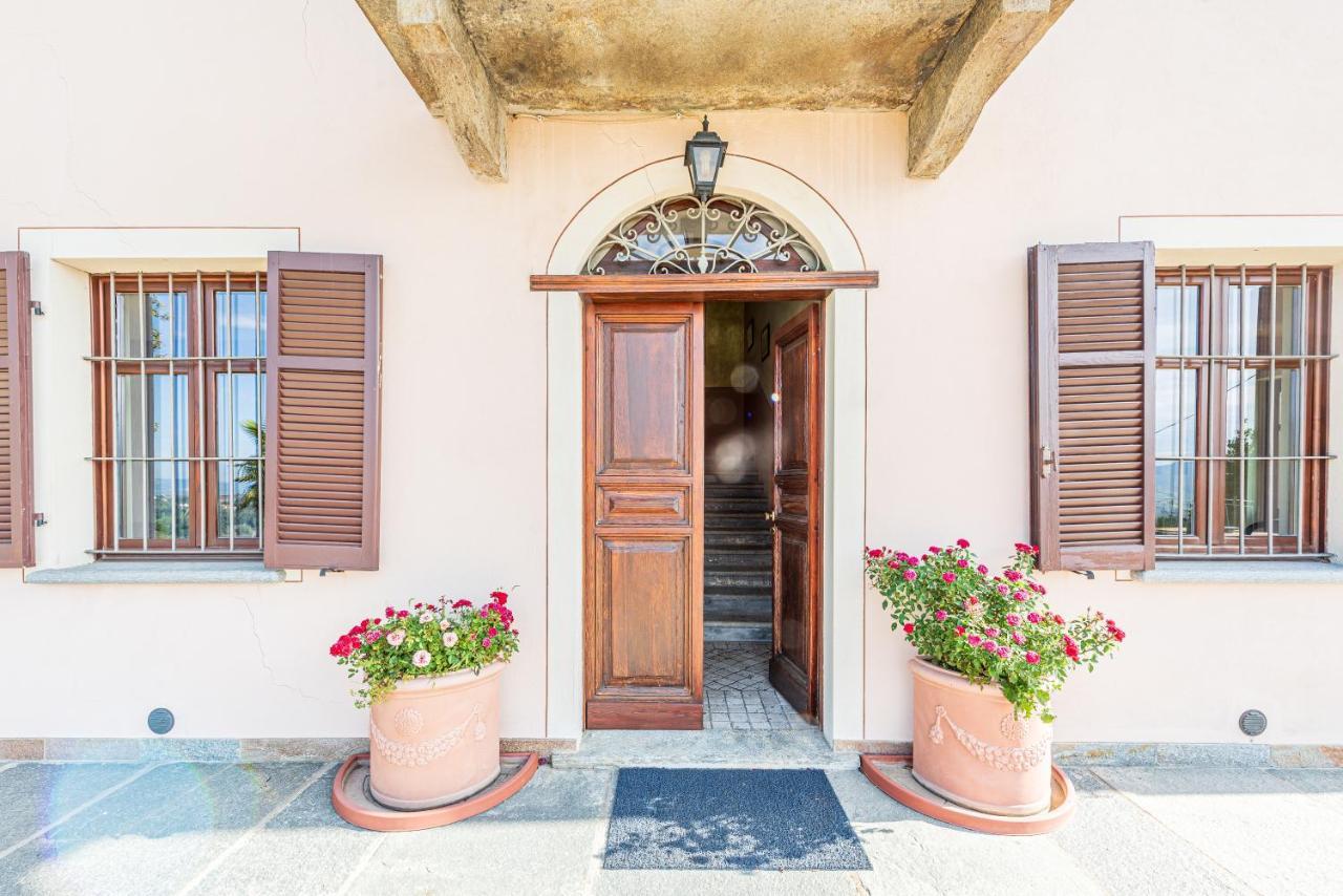 Villa Bricco Paglieri, Entire Villa Alba  Exteriör bild