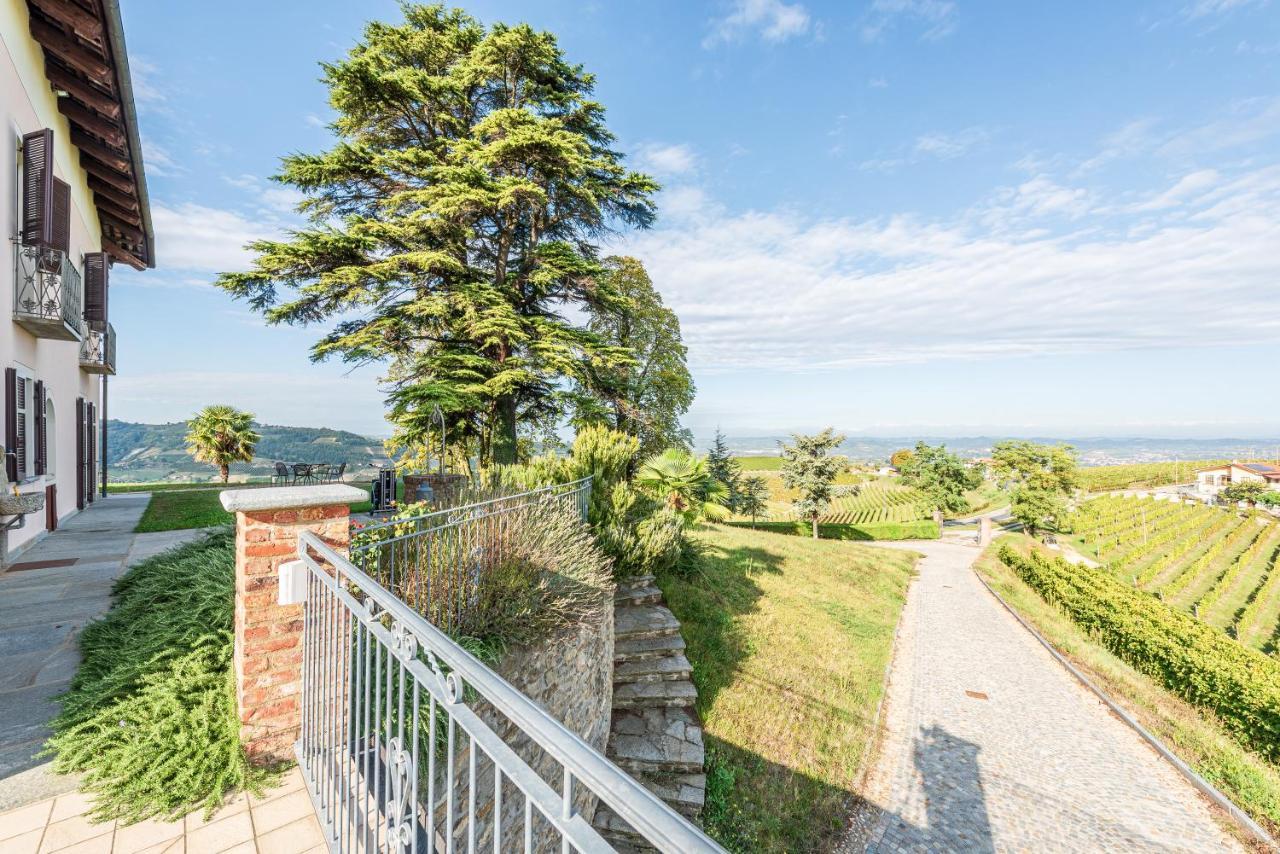 Villa Bricco Paglieri, Entire Villa Alba  Exteriör bild