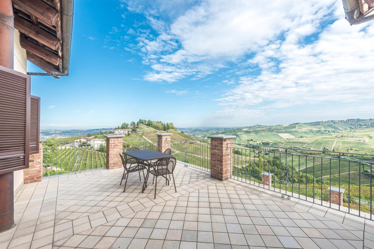 Villa Bricco Paglieri, Entire Villa Alba  Exteriör bild