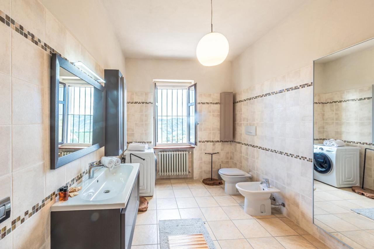 Villa Bricco Paglieri, Entire Villa Alba  Exteriör bild